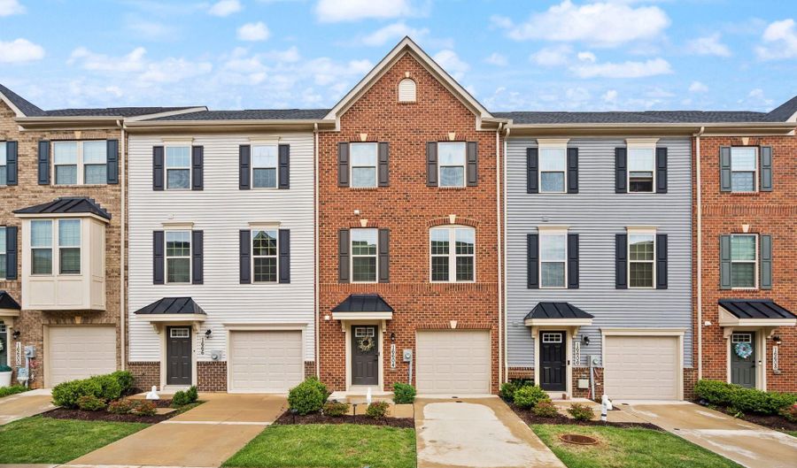 16604 CARIBBEAN Way, Accokeek, MD 20607 - 3 Beds, 4 Bath