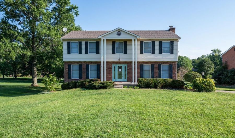 6130 W Fork Rd, Cincinnati, OH 45247 - 4 Beds, 4 Bath