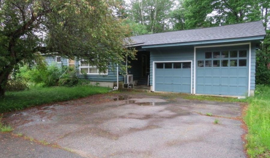 45 Pine Island Ave, Berlin, NH 03570 - 2 Beds, 0 Bath