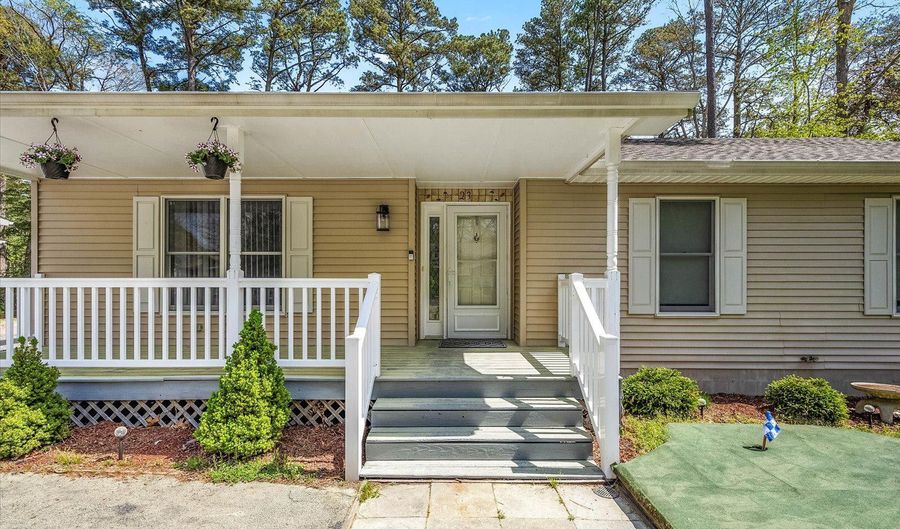23 ABBYSHIRE Rd, Ocean Pines, MD 21811 - 3 Beds, 2 Bath