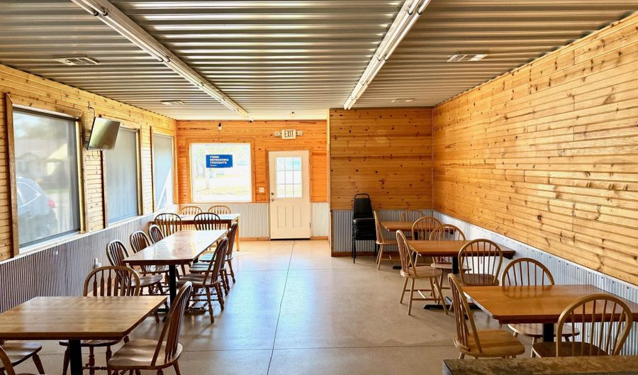 305 W Main St, Adair, OK 74330 - 0 Beds, 0 Bath