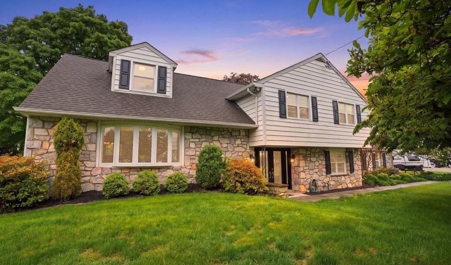 1619 SHEPARD Dr, Ambler, PA 19002 - 5 Beds, 4 Bath