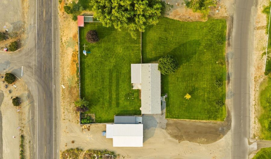48106 E Mayo Lp, Benton City, WA 99320 - 3 Beds, 2 Bath