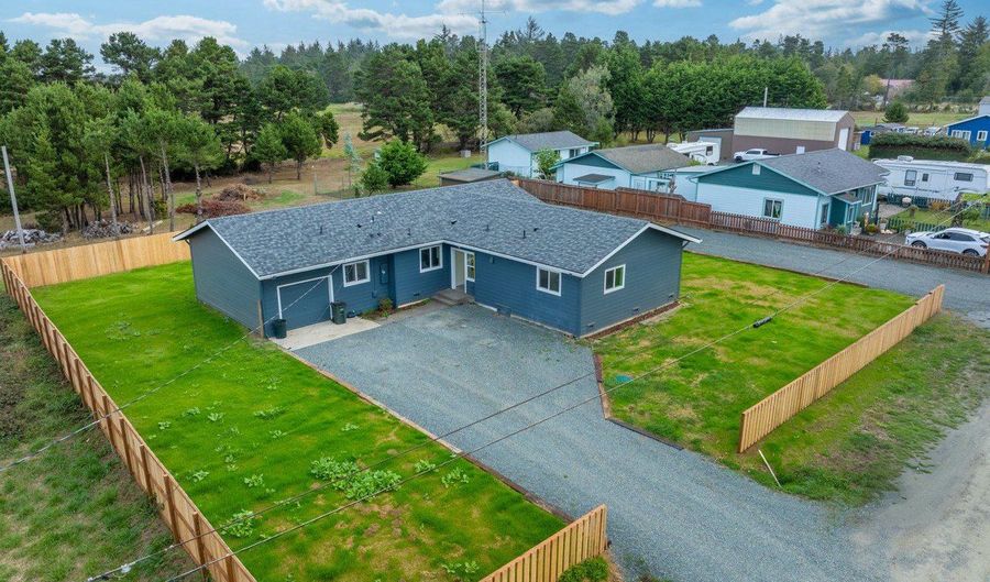 87831 ASTOR Ln, Bandon, OR 97411 - 3 Beds, 2 Bath