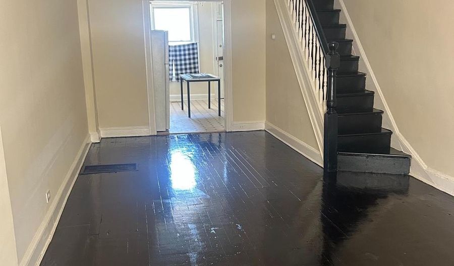1759 CLIFTVIEW Ave, Baltimore, MD 21213 - 3 Beds, 2 Bath