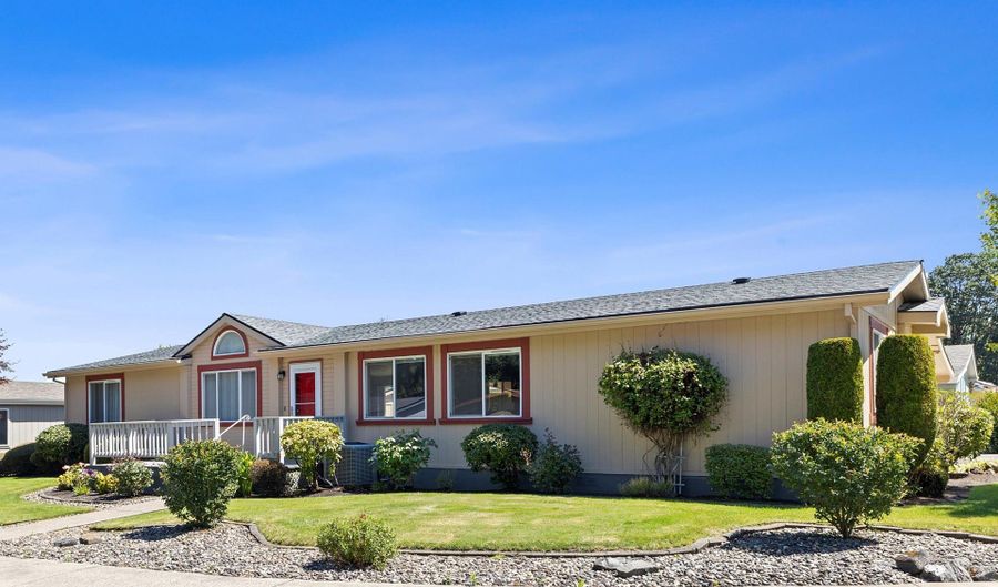 17559 NW SHADY FIR Loop 60, Beaverton, OR 97006 - 3 Beds, 2 Bath
