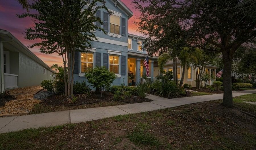 623 WINTERSIDE Dr, Apollo Beach, FL 33572 - 4 Beds, 3 Bath