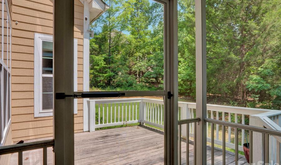242 Wren Creek Cir, Blythewood, SC 29016 - 4 Beds, 4 Bath
