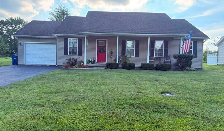3389 N Thomastown Rd, Austin, IN 47102 - 3 Beds, 2 Bath