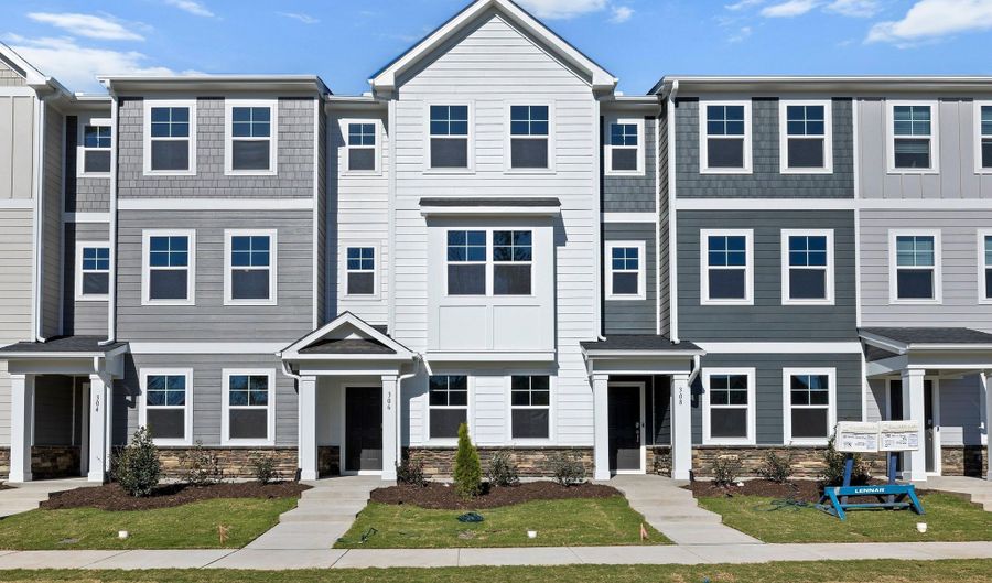 306 Carolina Springs Blvd, Apex, NC 27539 - 3 Beds, 4 Bath