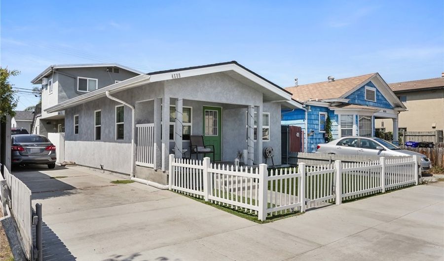 4576 32nd St, San Diego, CA 92116 - 4 Beds, 0 Bath