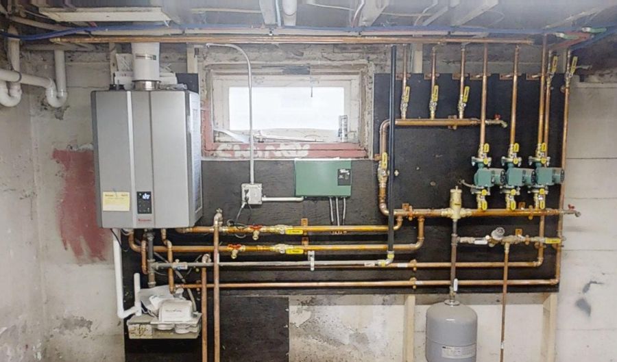 22 14th St, Bangor, ME 04401 - 3 Beds, 0 Bath