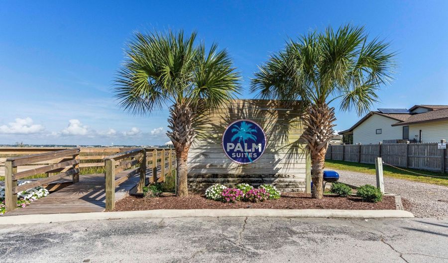 602 W Ft Macon Rd 117, Atlantic Beach, NC 28512 - 1 Beds, 1 Bath