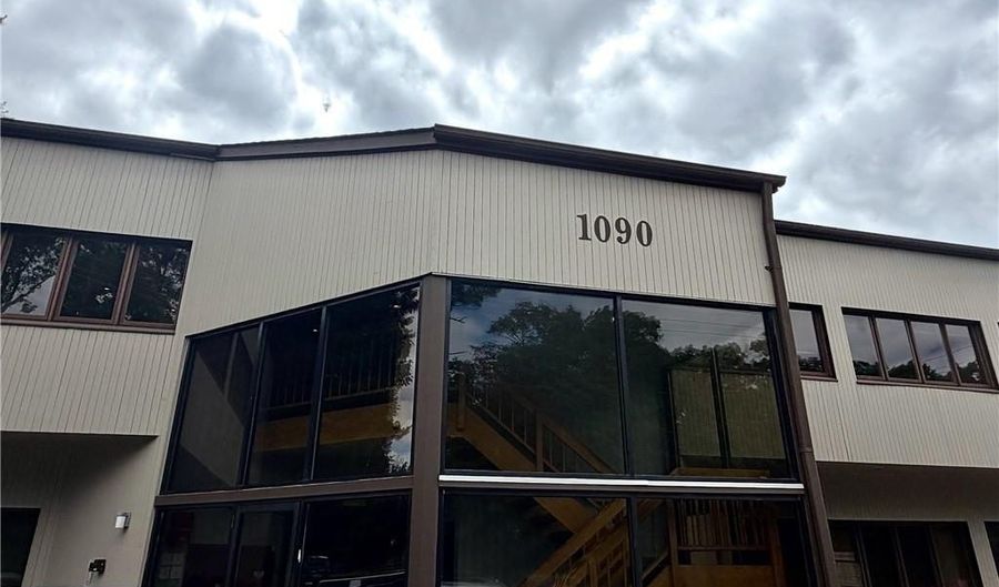 1090 New London Ave 5, Cranston, RI 02920 - 0 Beds, 0 Bath