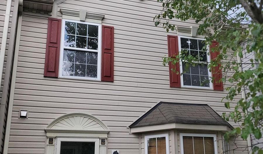 1152 SPLASHING BROOK Dr, Abingdon, MD 21009 - 3 Beds, 4 Bath