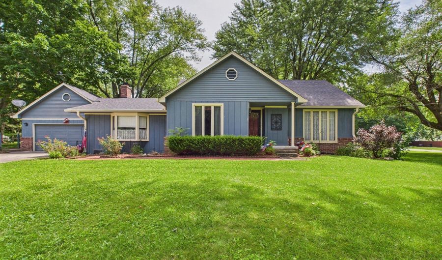 1917 Winding Way, Anderson, IN 46011 - 3 Beds, 2 Bath