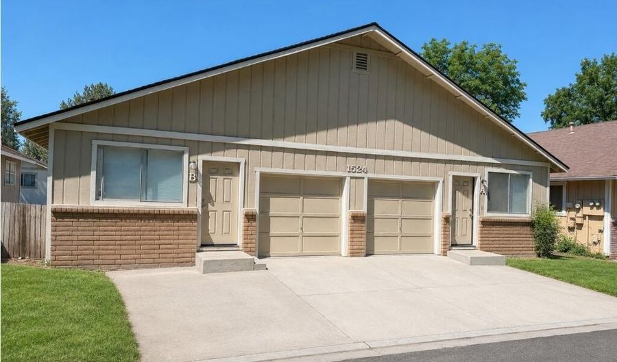1524 North Ct A, B, Gardnerville, NV 89410 - 4 Beds, 2 Bath