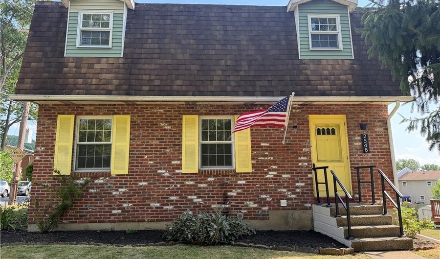 2548 28th St SW, Allentown, PA 18103 - 3 Beds, 2 Bath