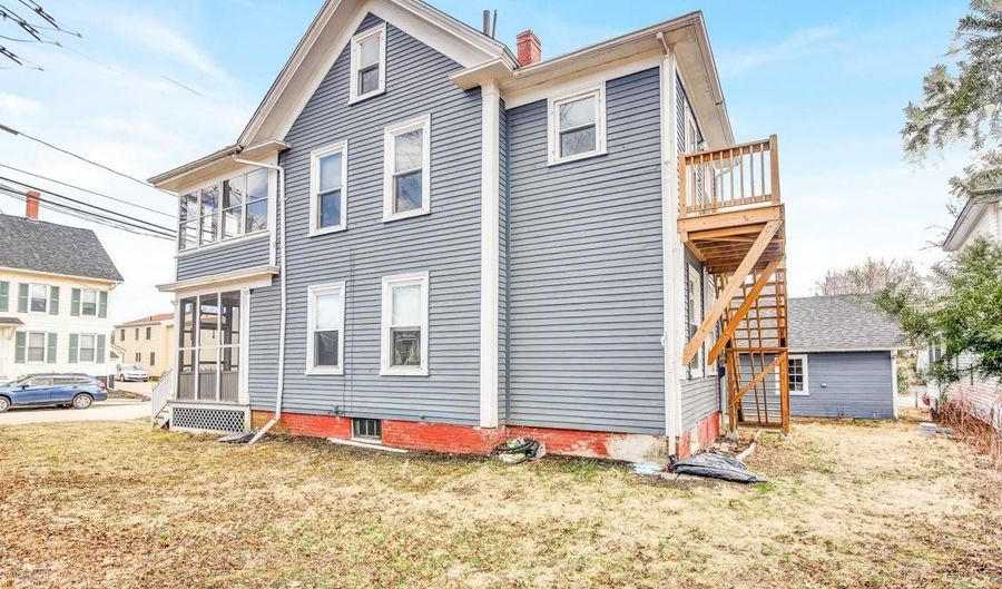 125 Henry Law Ave, Dover, NH 03820 - 3 Beds, 2 Bath