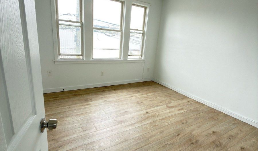 10 Beatrice St 2, Bridgeport, CT 06607 - 2 Beds, 1 Bath