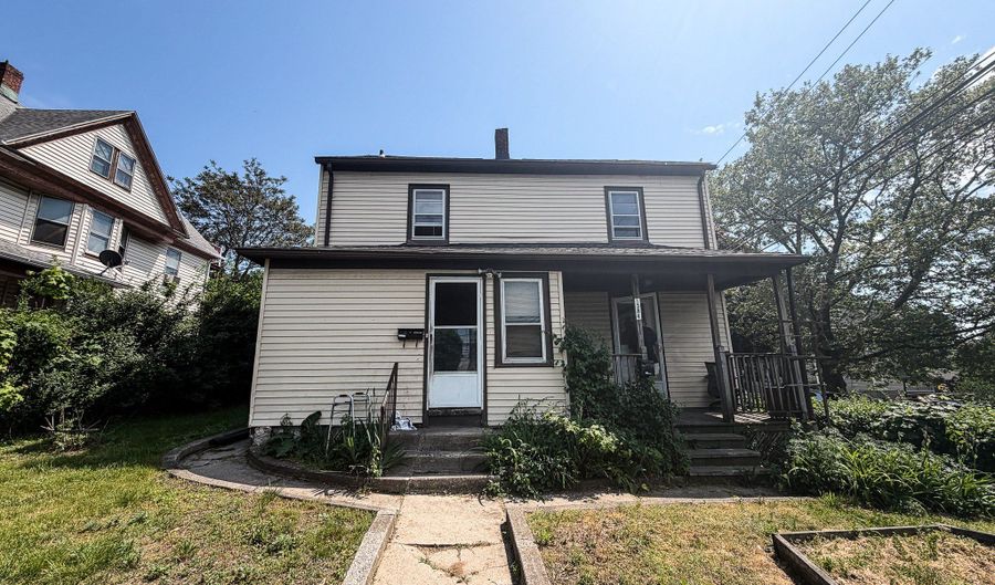 1384 Boston Ave, Bridgeport, CT 06610 - 3 Beds, 3 Bath