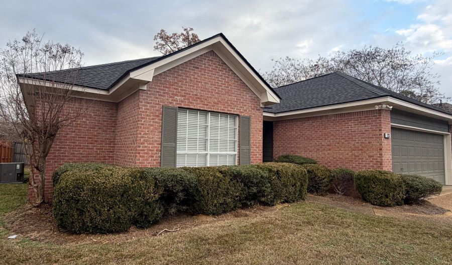 123 Chestnut Dr, Brandon, MS 39047 - 3 Beds, 2 Bath