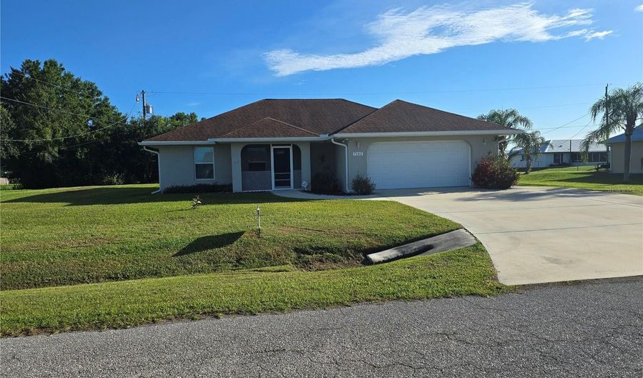 7182 SW BIRD Rd, Arcadia, FL 34269 - 3 Beds, 2 Bath