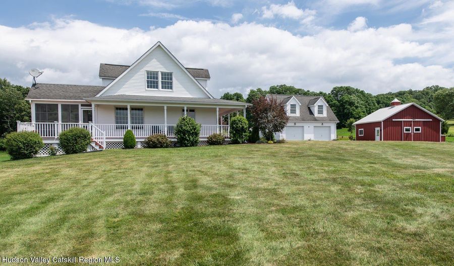 420 Roche Dr, Ancramdale, NY 12503 - 3 Beds, 3 Bath