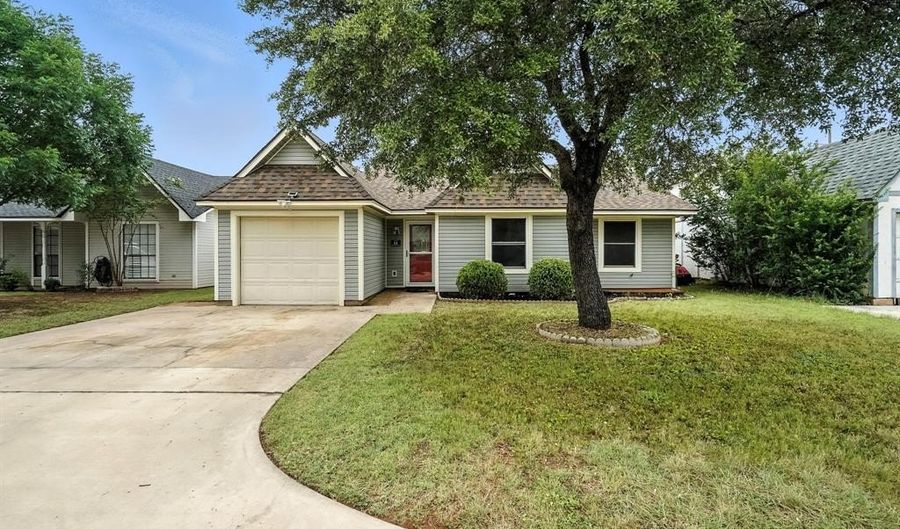 51 Shady Brook Cir, Abilene, TX 79605 - 3 Beds, 1 Bath