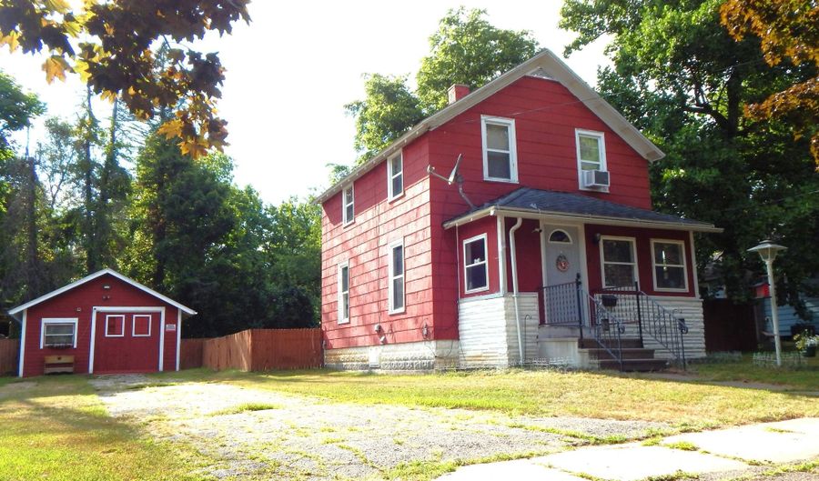 813 Prospect St, Albion, MI 49224 - 2 Beds, 1 Bath