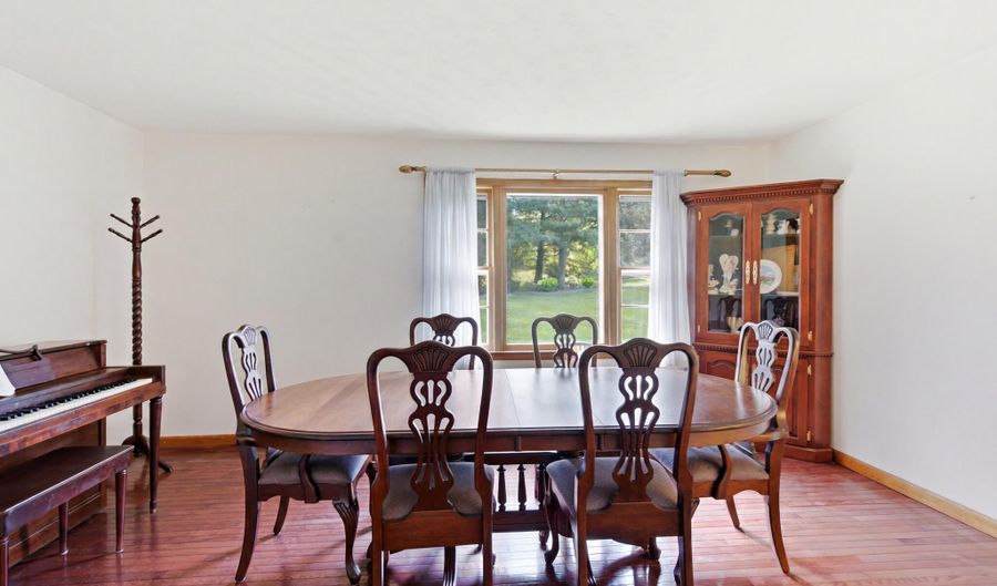 70 Resurrection Rd, Beattyville, KY 41311 - 4 Beds, 2 Bath