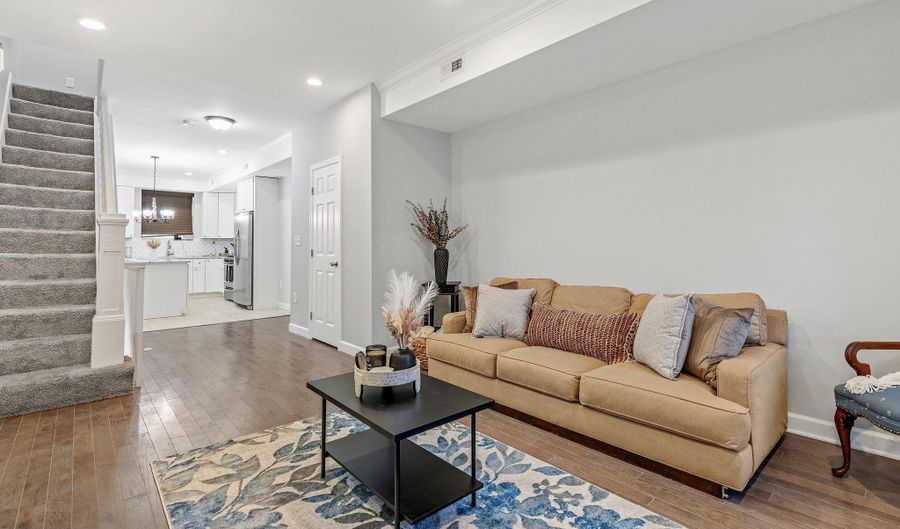 711 N MONTFORD Ave, Baltimore, MD 21205 - 3 Beds, 4 Bath