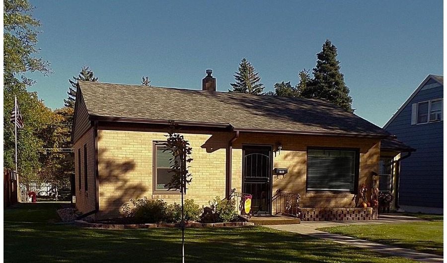 1405 Bryant St, Alexandria, MN 56308 - 2 Beds, 2 Bath