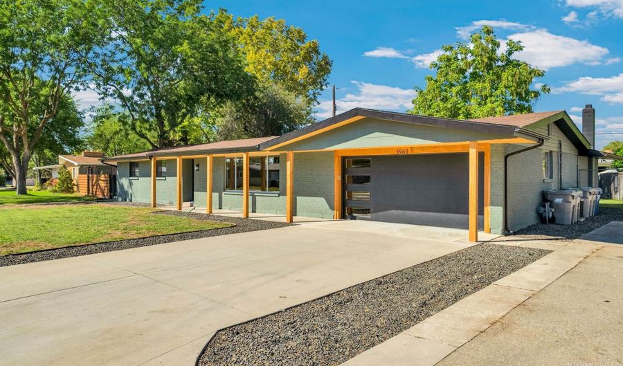 5960 W Twin Springs Dr, Boise, ID 83709 - 3 Beds, 3 Bath