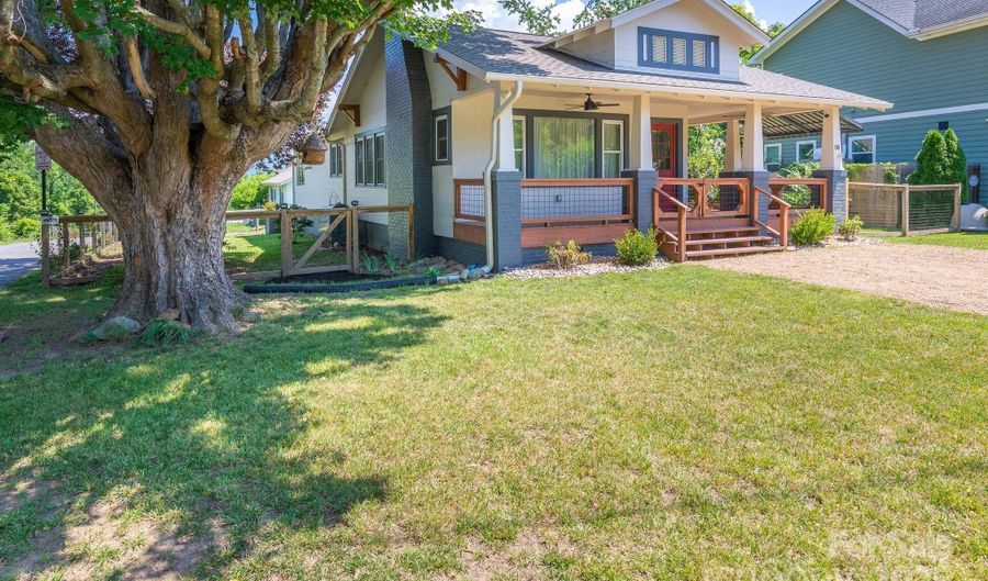 58 Oakley Rd, Asheville, NC 28803 - 3 Beds, 2 Bath