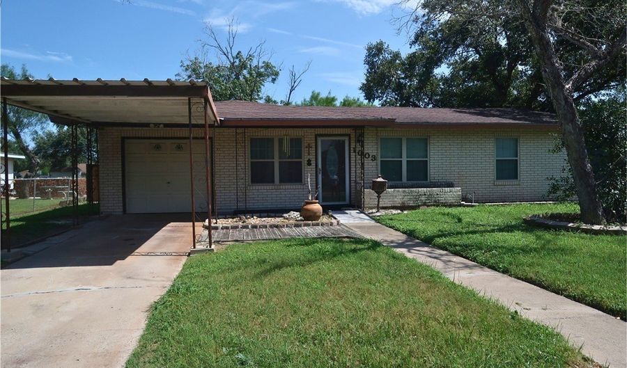 1003 Anderson Dr, Alice, TX 78332 - 3 Beds, 2 Bath