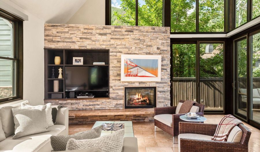 939 E COOPER Ave, Aspen, CO 81611 - 4 Beds, 5 Bath