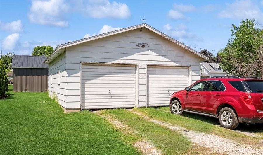 205 2nd Ave, Atkins, IA 52206 - 0 Beds, 0 Bath