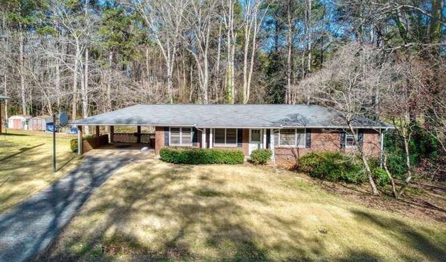 1808 Elmwood Dr SW, Austell, GA 30106 - 3 Beds, 2 Bath