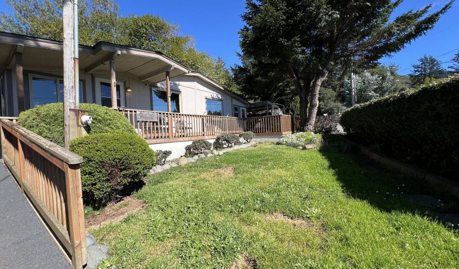 97967 HALLWAY Rd, Brookings, OR 97415 - 2 Beds, 2 Bath