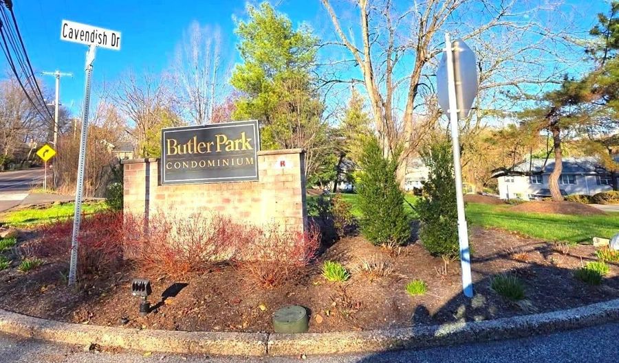 127 HAMPSTEAD Dr 127, Ambler, PA 19002 - 2 Beds, 3 Bath