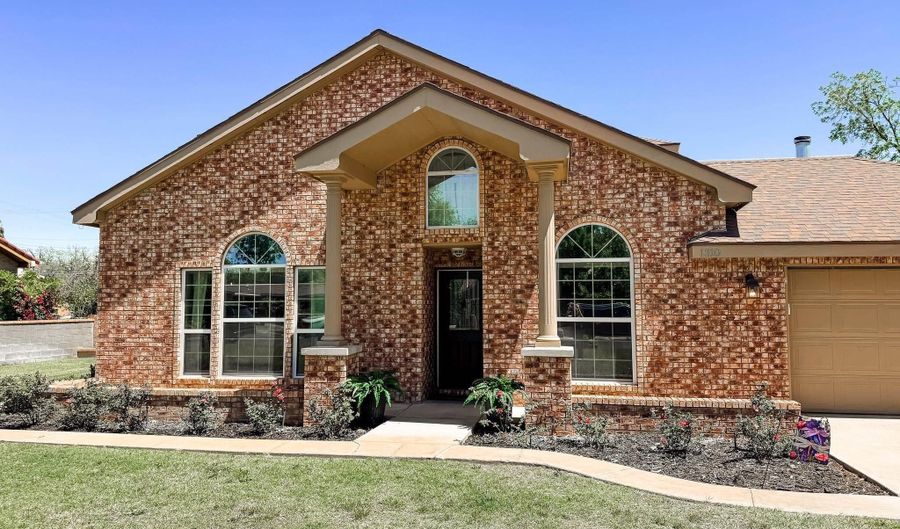 1310 Beta Ave, Carlsbad, NM 88220 - 4 Beds, 4 Bath