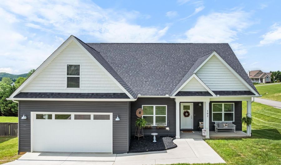 102 Morning Glory Dr, Andersonville, TN 37705 - 4 Beds, 2 Bath