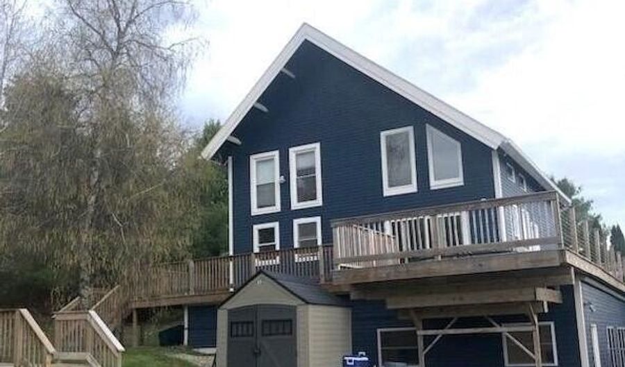 12 Laurence Way, Falmouth, ME 04105 - 3 Beds, 3 Bath