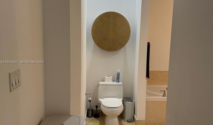 19900 E Country Club Dr 114, Aventura, FL 33180 - 1 Beds, 1 Bath