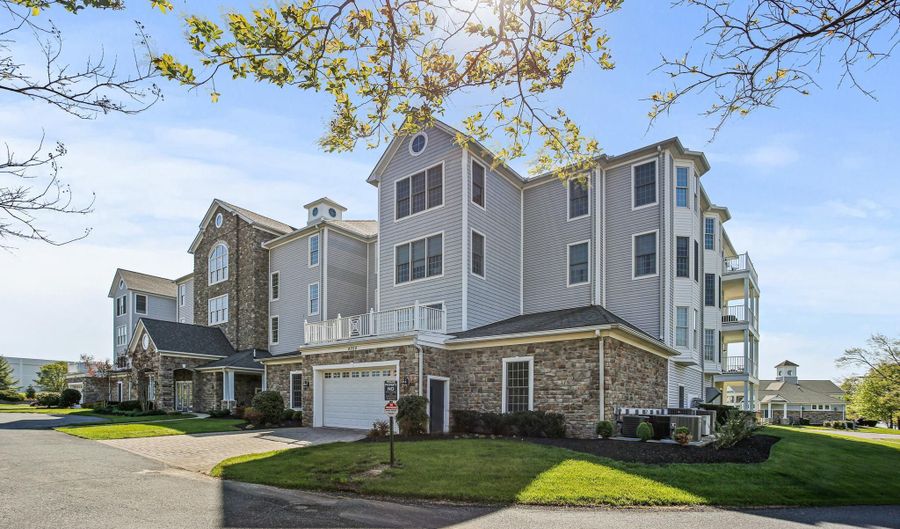 4700 WATER PARK Dr 4700G, Belcamp, MD 21017 - 2 Beds, 2 Bath