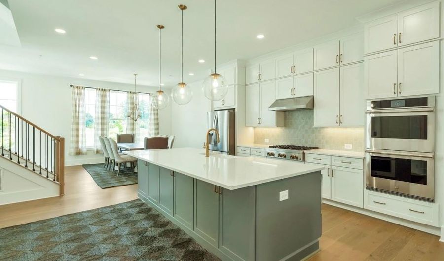 2042 Juliette Ave, Alpharetta, GA 30009 - 4 Beds, 5 Bath