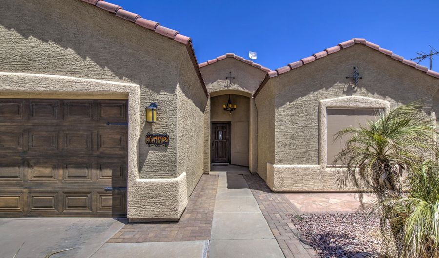 9542 W HARTIGAN Pl, Arizona City, AZ 85123 - 4 Beds, 2 Bath