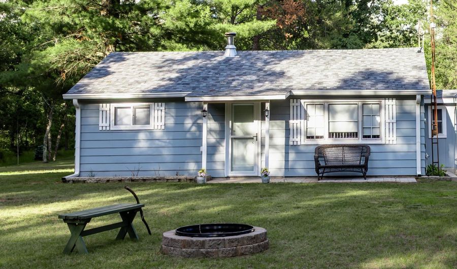 1172 W 13th Ct, Arkdale, WI 54613 - 2 Beds, 1 Bath