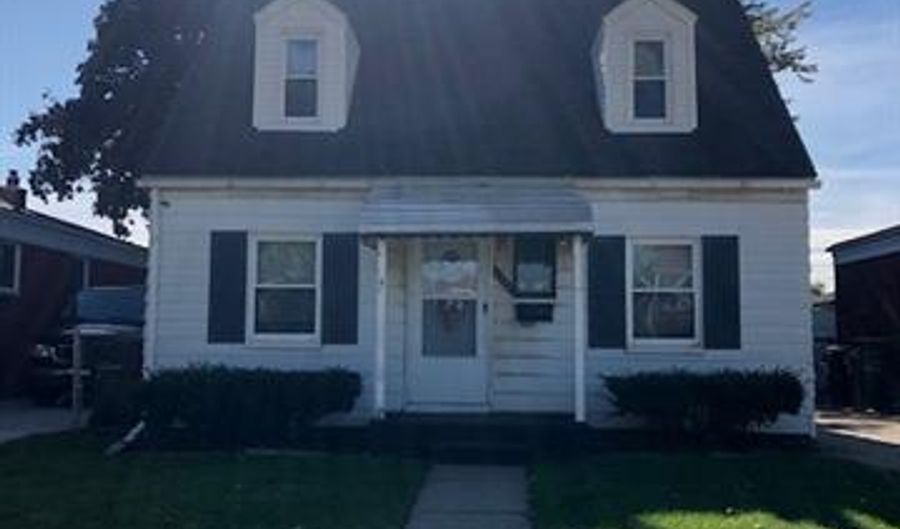 17439 CICOTTE Ave, Allen Park, MI 48101 - 2 Beds, 1 Bath